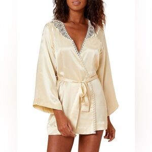 SIMONE PERELE
PENSEE NIGHTDRESS